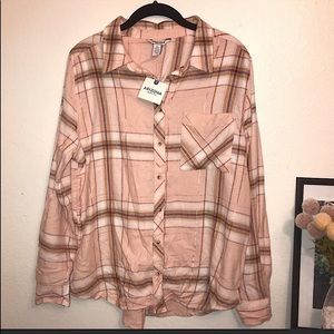 Arizona Jean Company NWT Rose Shine Plaid Button-Down Shirt Large